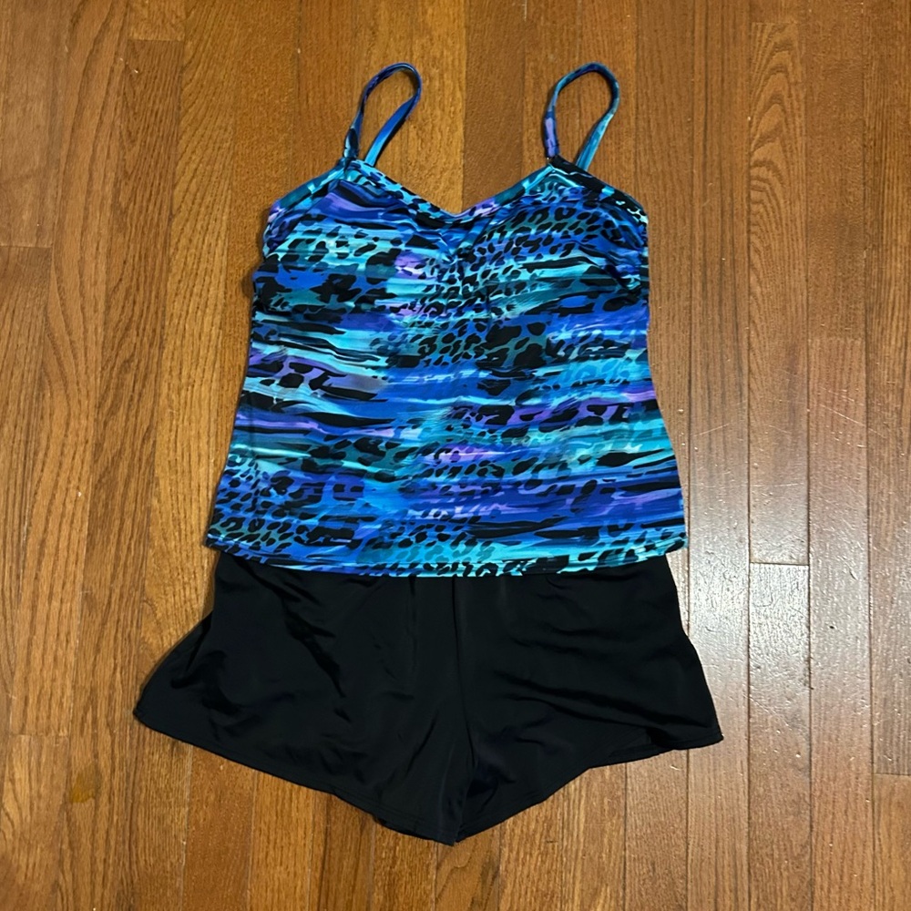 TRIMSHAPER Women’s size 10 One piece swimsuit